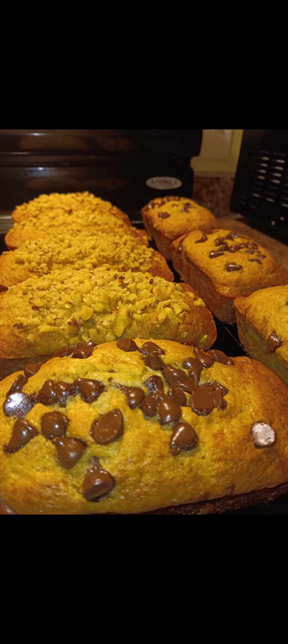 CHOCOLATE CHIP -WHOLE LOAF