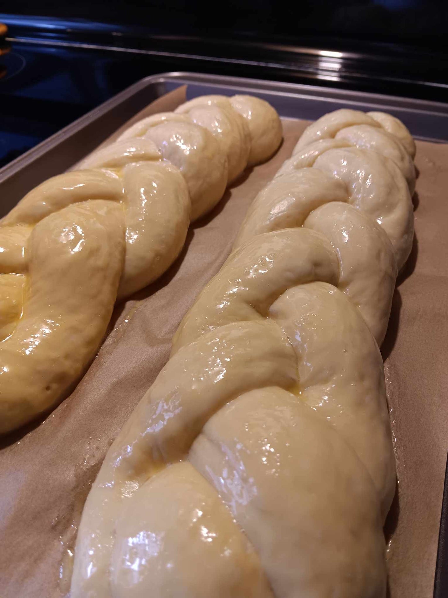 ASSORTED BRAIDED CHALLAH LOAVES