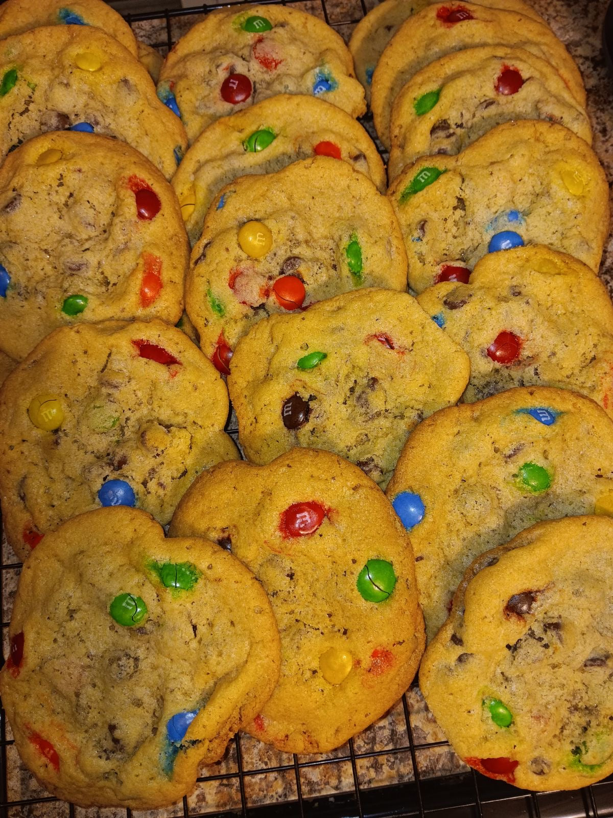 12 M&M CHOCOLATE CHIP COOKIES