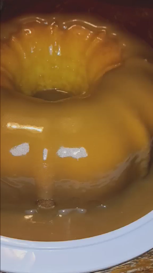 WHOLE CARAMEL BUDNT CAKE